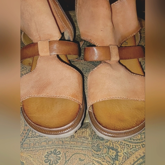 ‼️SOLD‼️Miz Mooz Tamsyn Genuine Leather Sandal, Sz 6.5, EU 37 - Picture 6 of 11